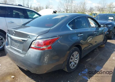 2015 Nissan Altima 2.5 S из США, поврежденный, VIN 1N4AL3AP8FN362880